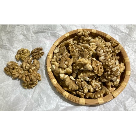 有衣桃肉